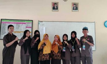 TIM DEBAT BAHASA INDONESIA SMA NEGERI 2 SEBULU JUARA 3 DALAM LOMBA DEBAT BAHASA INDONESIA (LDBI) TINGKAT SMA SE-KABUPATEN KUTAI KARTANEGARA