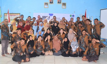 MENINGKATKAN KOMPETENSI GURU MELALUI KEGIATAN IN HOUSE TRAINING (IHT) DI SMA NEGERI 2 SEBULU