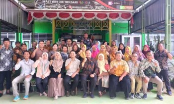PELATIHAN ARTIFICIAL INTELLIGENCE (AI) DAN PENANDATANGANAN MoU ANTARA SMA NEGERI 2 SEBULU DENGAN UNIVERSITAS MUHAMMADIYAH KALIMANTAN TIMUR